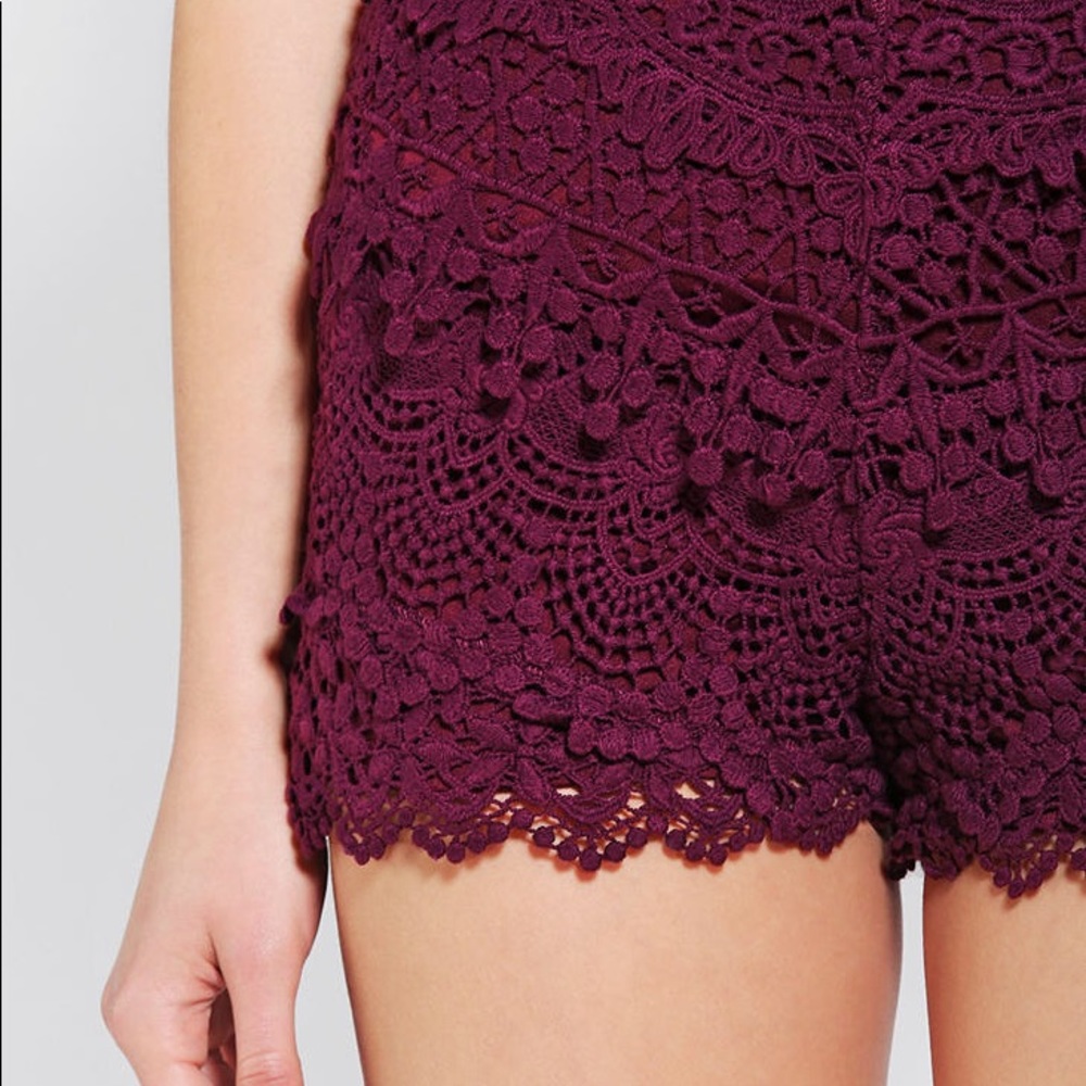 UO Crochet Shorts 🌸